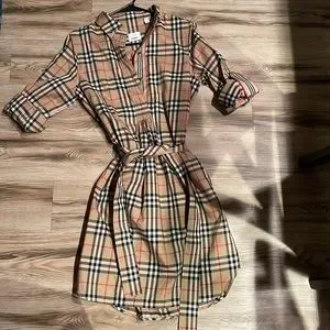 ワンピース Burberry Long Dress s_wp_620c527288cce3b48ca6a2a5.webp